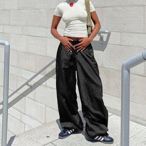 Black parachute pant